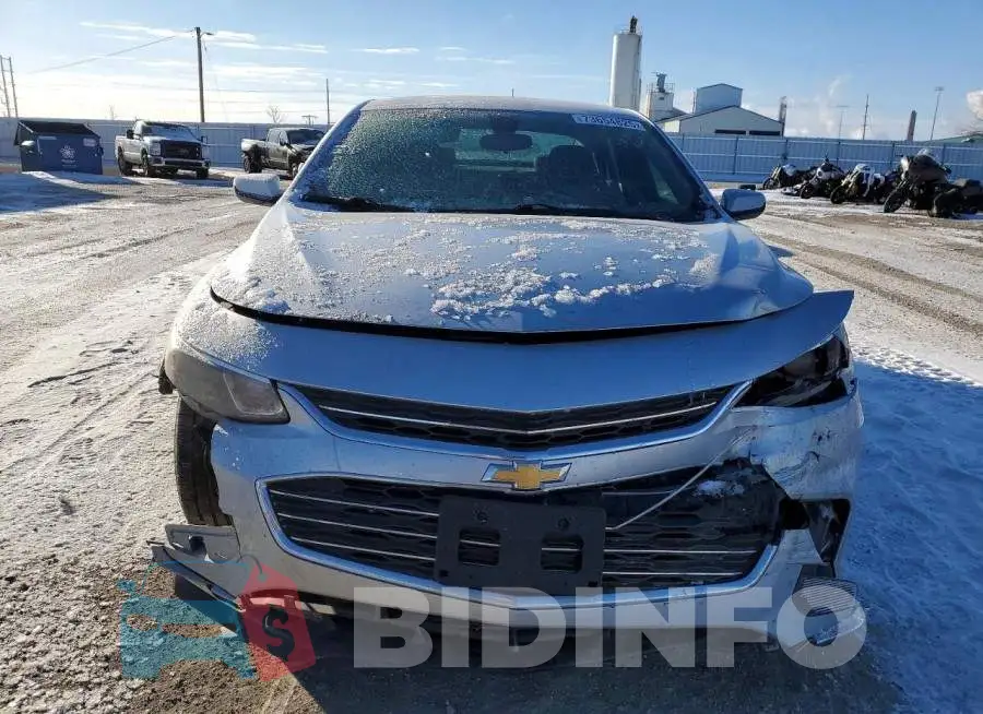 1G1ZD5ST5JF139869 Photo# 5