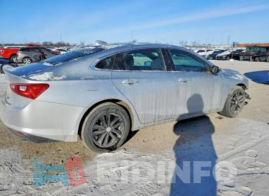 1G1ZD5ST5JF139869 Photo# 3