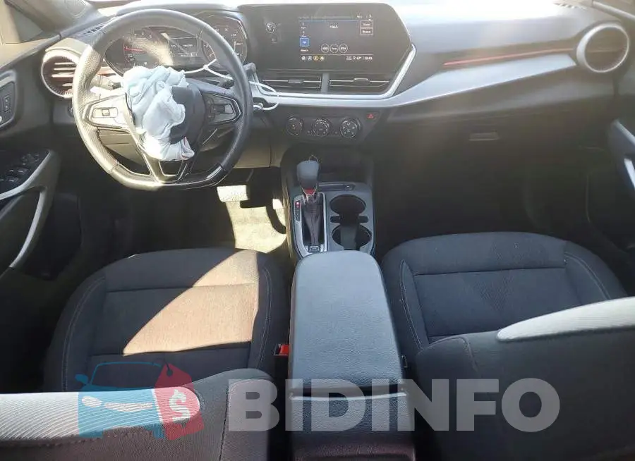 KL77LGE22RC214974 Photo# 8
