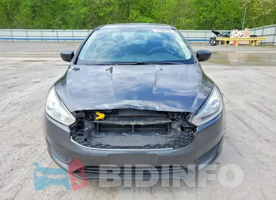 1FADP3E22JL266649 Photo# 5