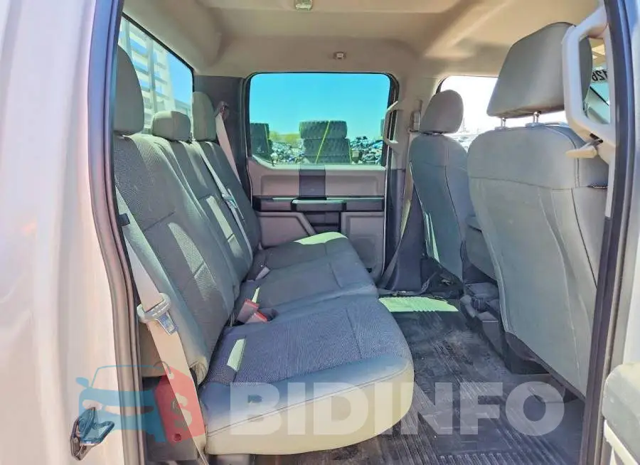 1FT7W2A63JEB68893 Photo# 10