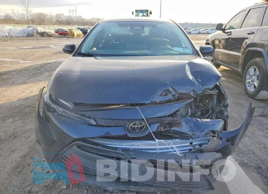 5YFB4MDE2RP132349 Photo# 5