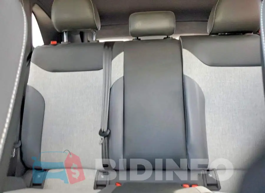 1V2CMPE85PC042678 Photo# 10