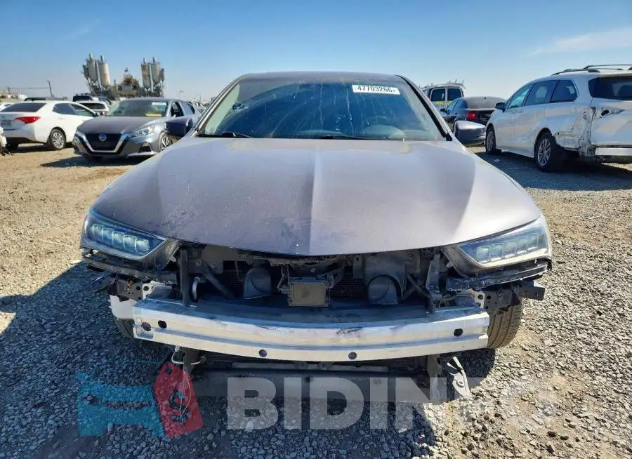 19UUB1F34KA000634 Photo# 5