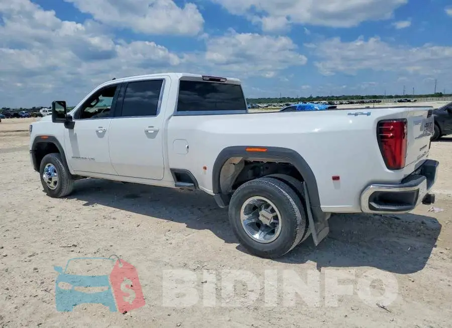 1GT49TEY8RF134188 Photo# 2