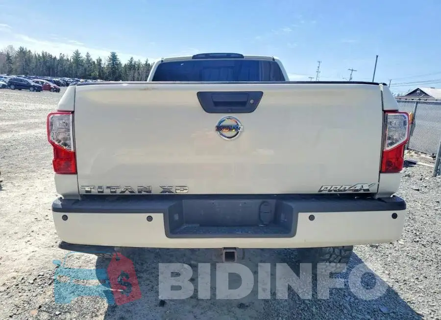 1N6BA1F46JN528861 Photo# 6