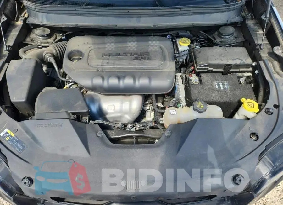 1C4PJLCB5KD290421 Photo# 12