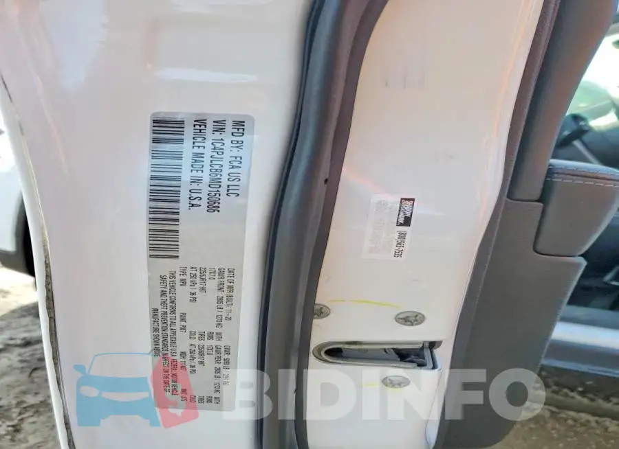 1C4PJLCB6MD150686 Photo# 12