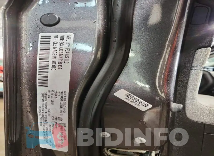 3C4NJCBB4NT138136 Photo# 13