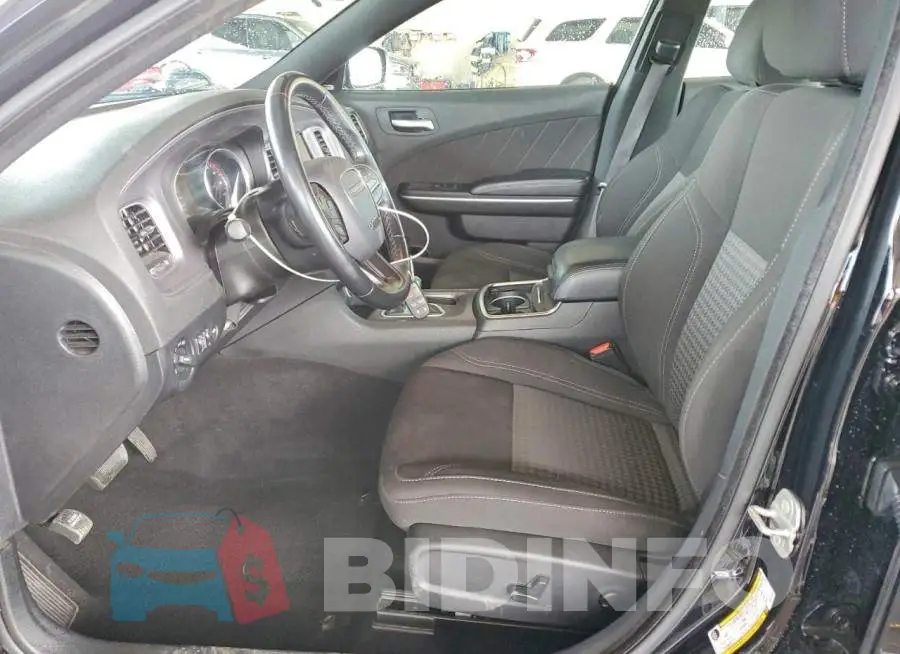 2C3CDXBG4PH691046 Photo# 7