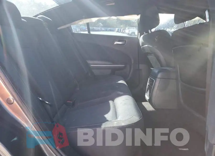 2C3CDXHG3HH543608 Photo# 10