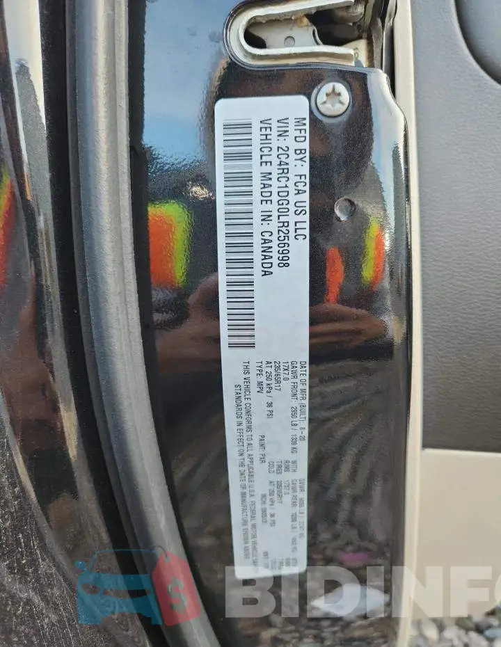 2C4RC1DG0LR256998 Photo# 13