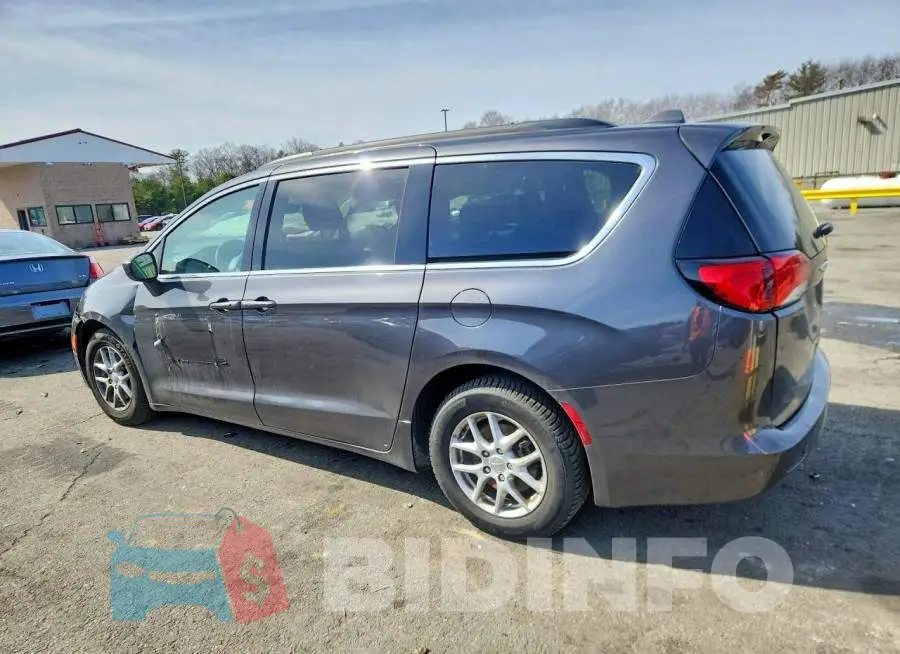 2C4RC1DG2LR261118 Photo# 2