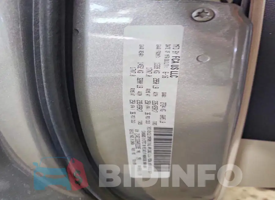 2C4RC1DG9HR522395 Photo# 13