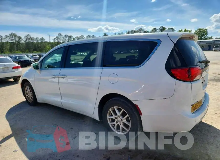 2C4RC1FG7LR108439 Photo# 2