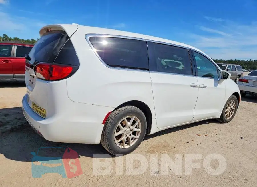 2C4RC1FG7LR108439 Photo# 3