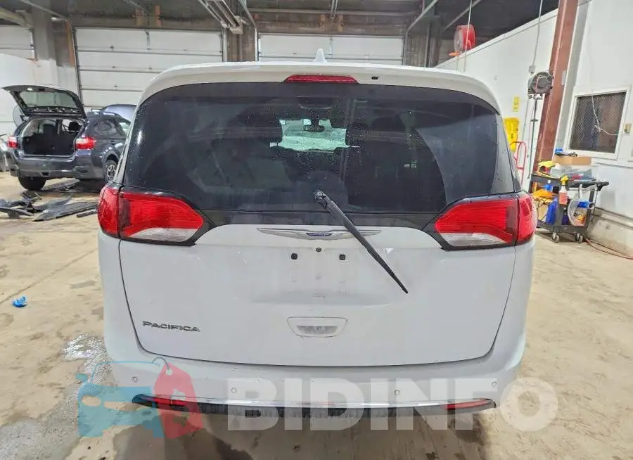 2C4RC1FG9JR183074 Photo# 6