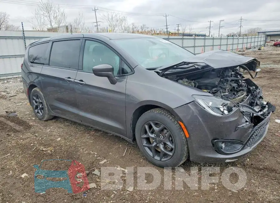 2C4RC1FG9LR117241 Photo# 4