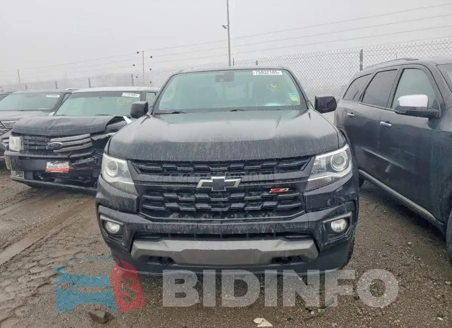 1GCGTDEN2M1131237 Photo# 5