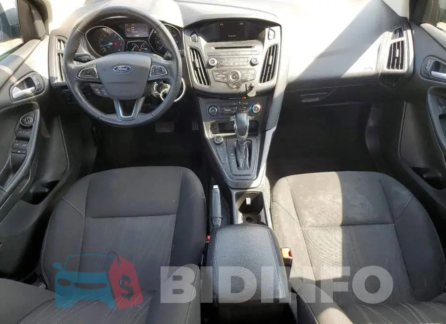 1FADP3F26HL335982 Photo# 8