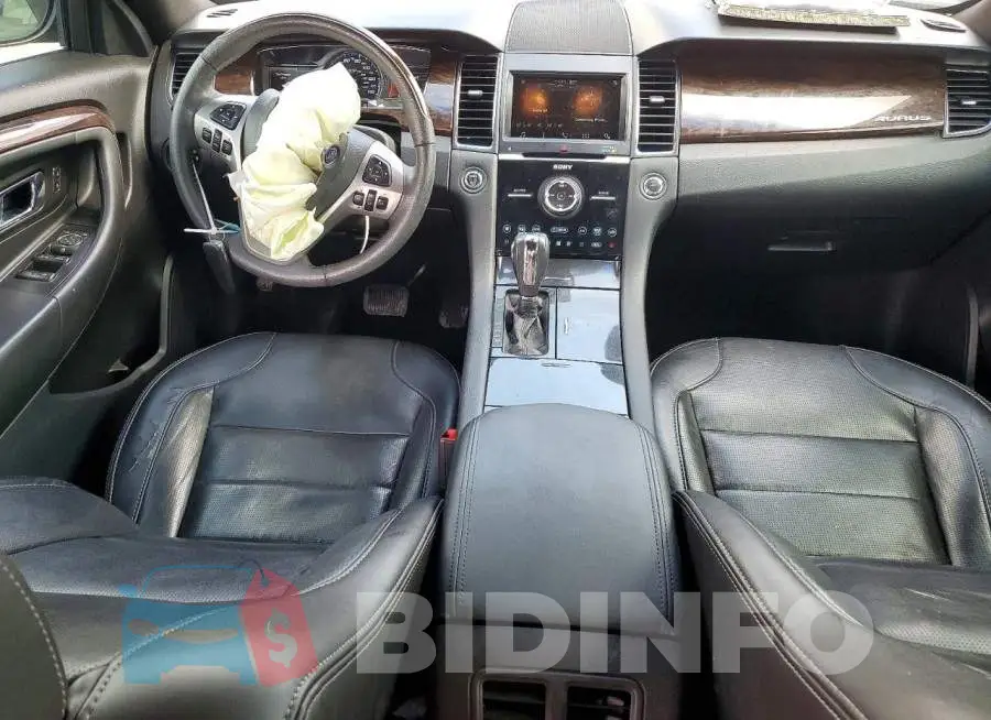 1FAHP2F83JG136256 Photo# 8