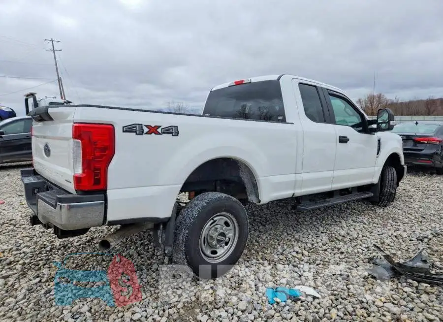 1FT7X2B66JEB31798 Photo# 3