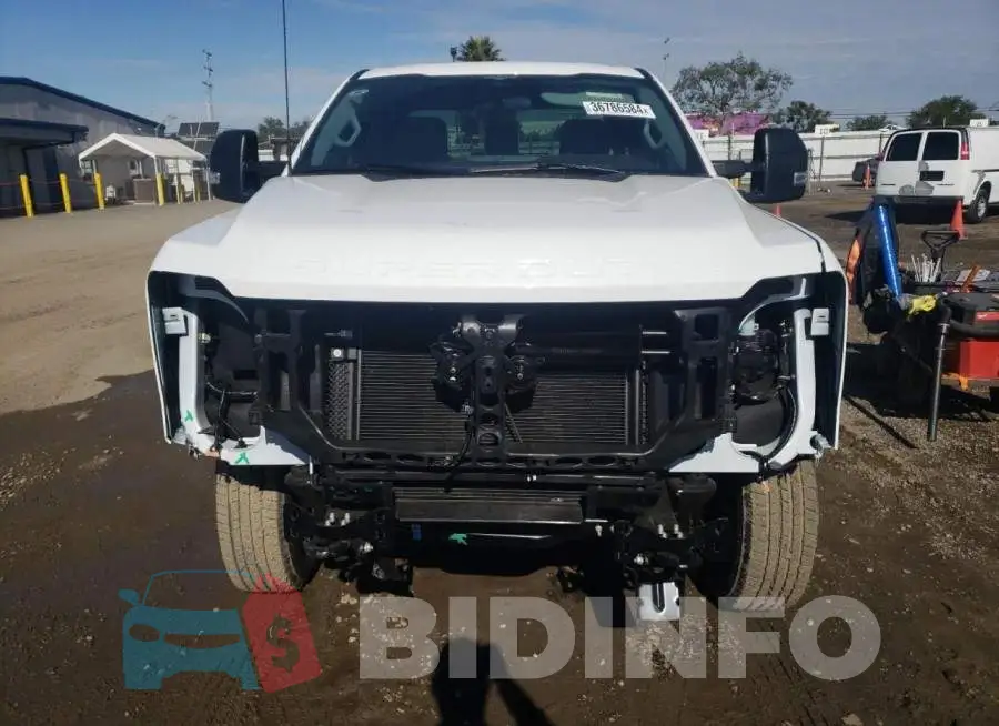 1FT7X2BA1PEE17247 Photo# 5