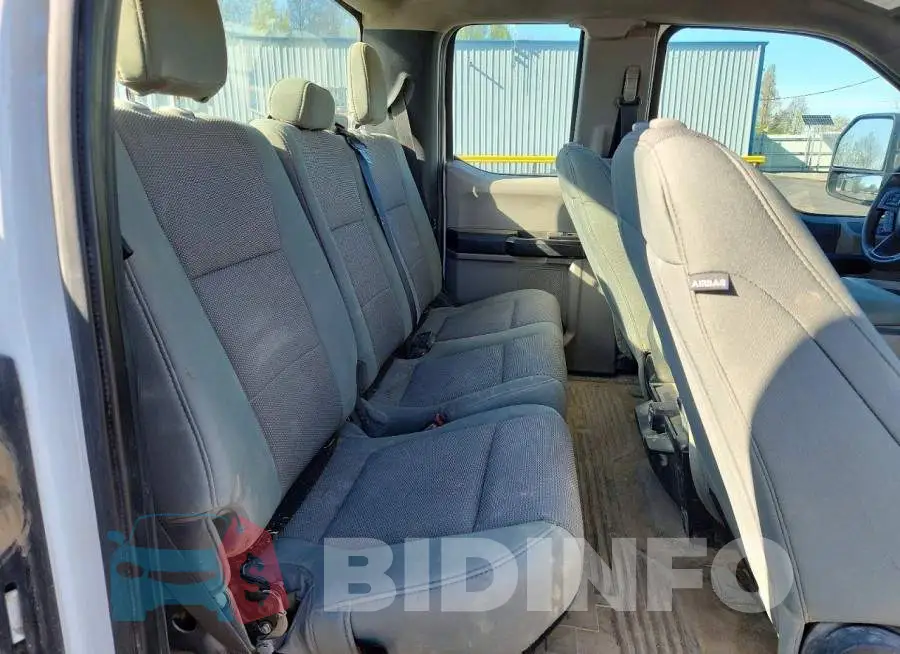 1FT7X2BT3MED57176 Photo# 10