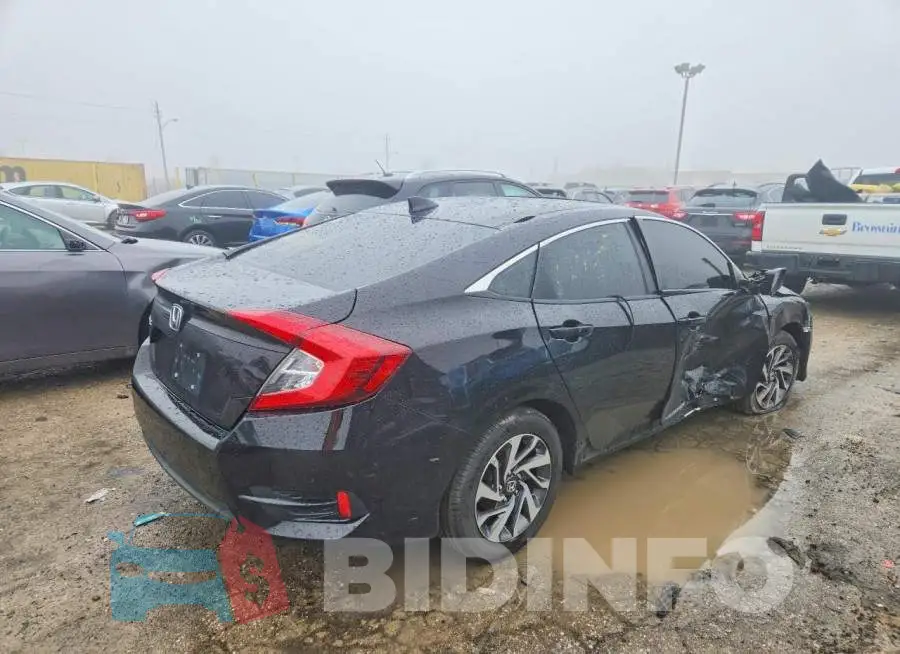 19XFC2F74HE035919 Photo# 3