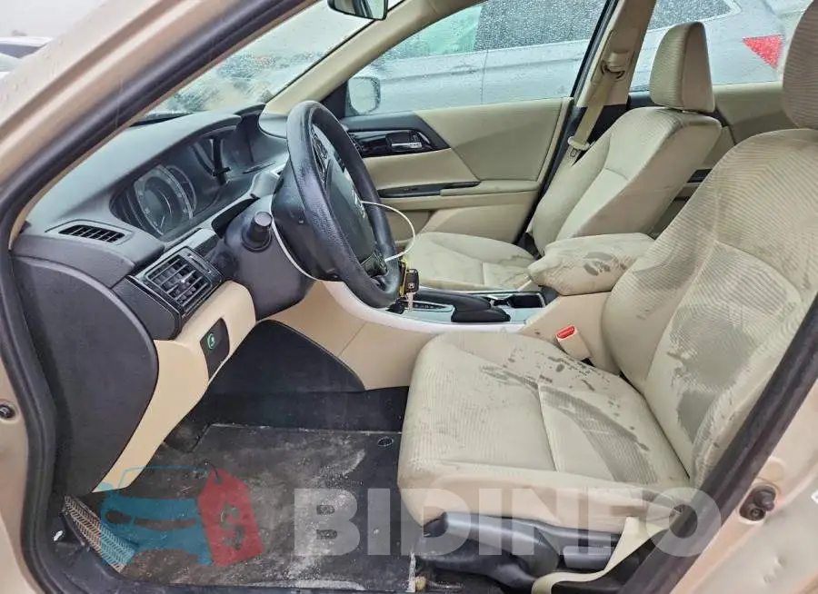 1HGCR2F32HA262285 Photo# 7