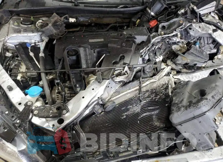 1HGCR2F37HA252285 Photo# 11