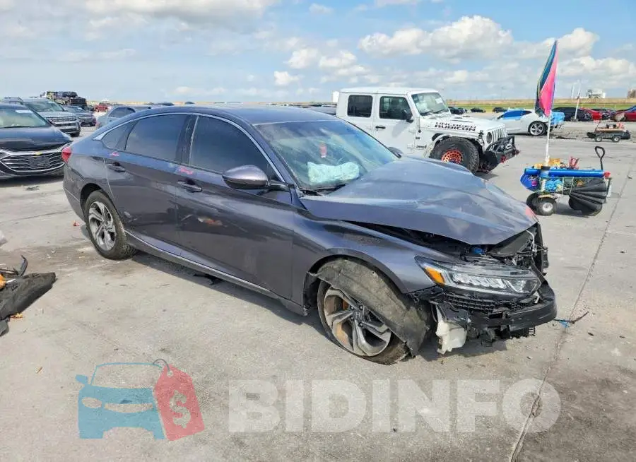 1HGCV2F54JA042617 Photo# 4