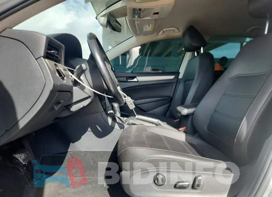 1VWSA7A33LC015454 Photo# 7