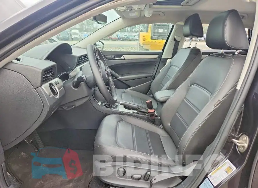 1VWSA7A39NC004428 Photo# 7