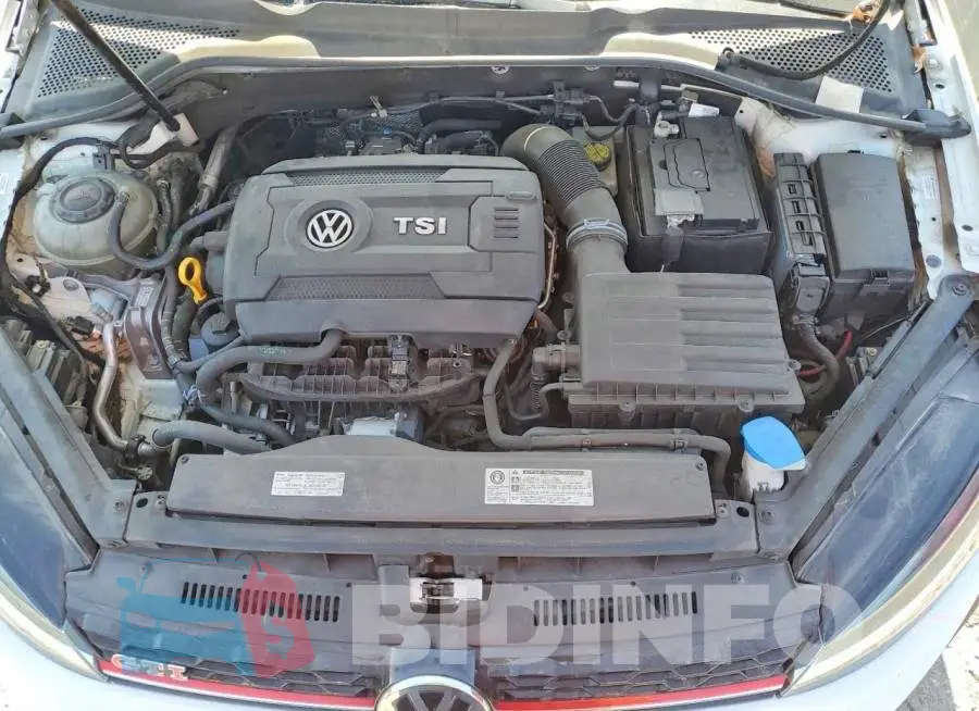 3VW5T7AU0LM012025 Photo# 11