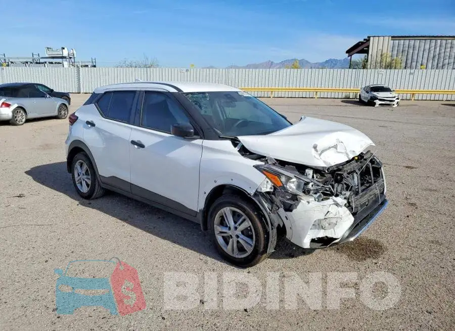 3N1CP5BV4SL477294 Photo# 4