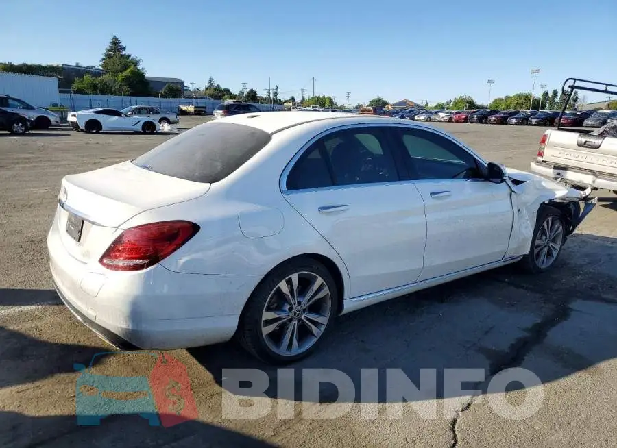 55SWF4HB9JU261649 Photo# 3