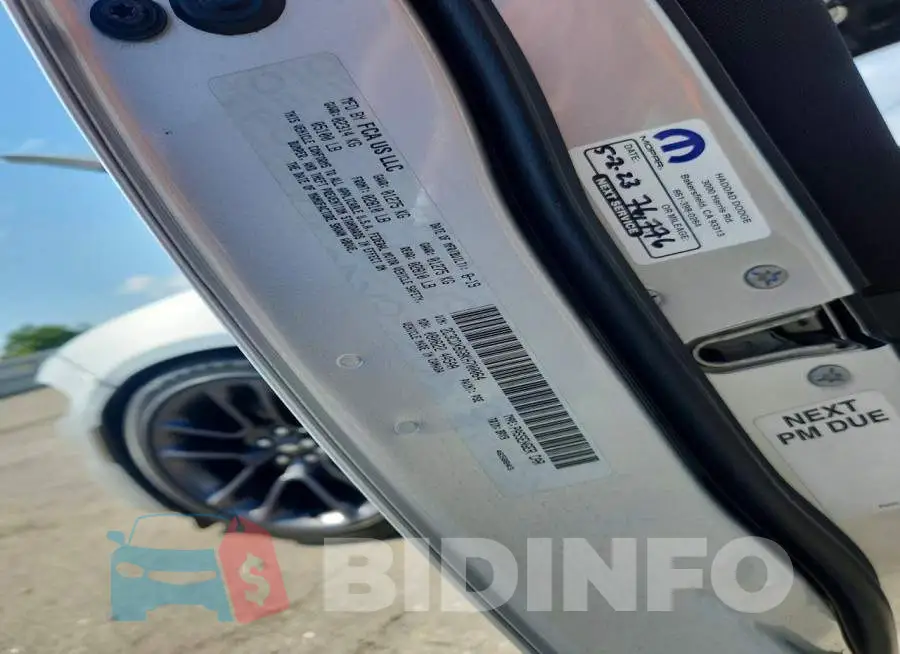 2C3CDXBG8KH700064 Photo# 13