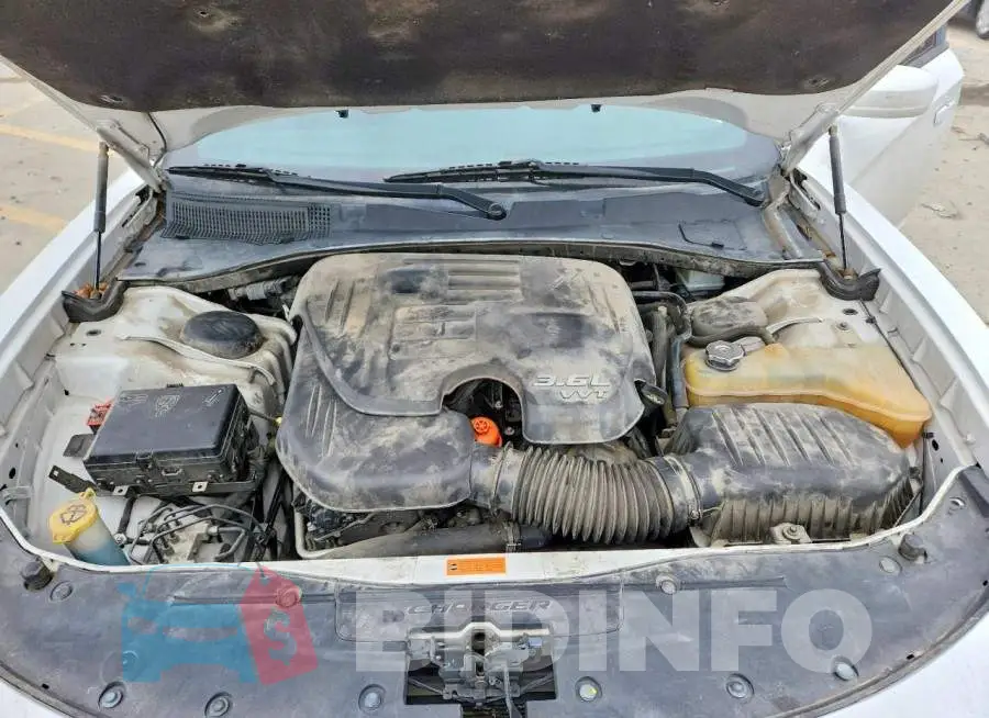 2C3CDXHG1JH295171 Photo# 11