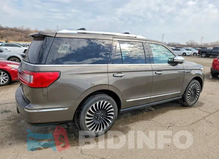 5LMJJ2TT3KEL09320 Photo# 3