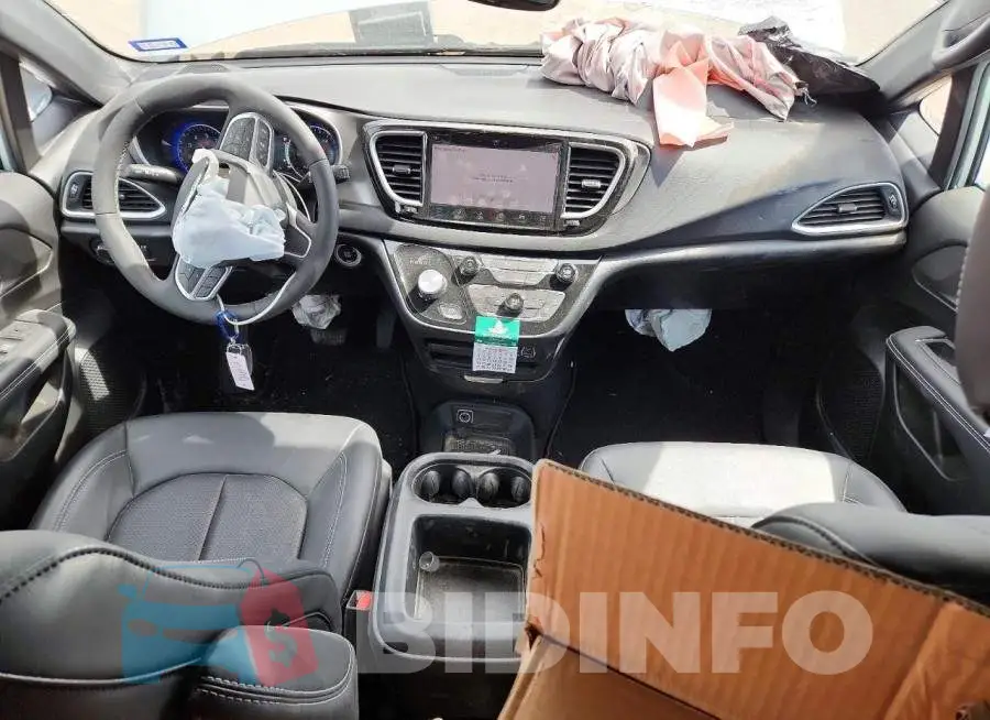 2C4RC1CG9SR525824 Photo# 8