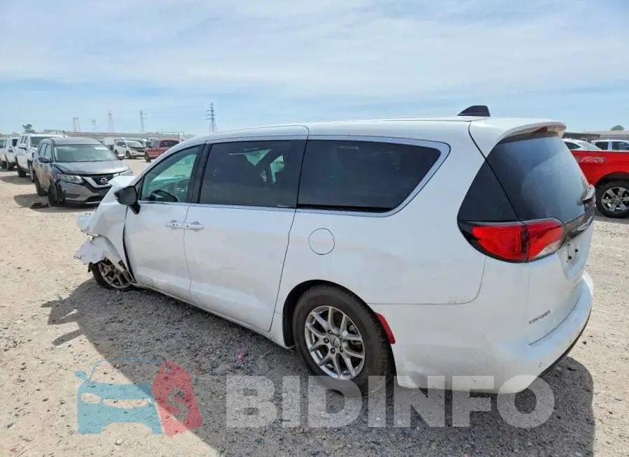 2C4RC1CG9SR525824 Photo# 2