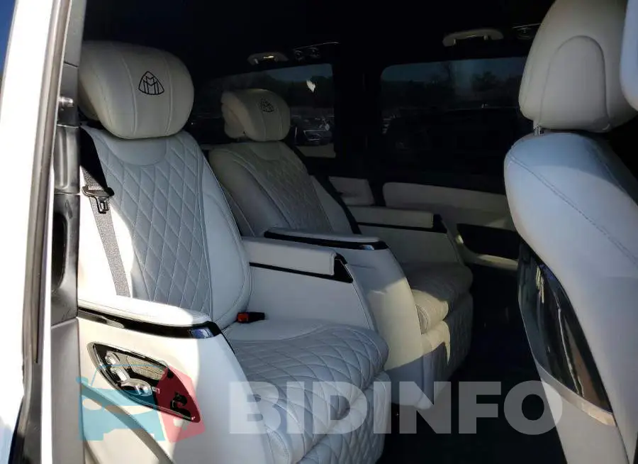 WD4PG2EE5K3504240 Photo# 11