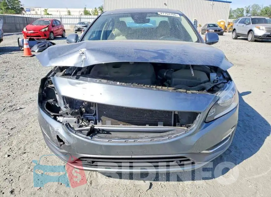 LYV402TK5HB145480 Photo# 5