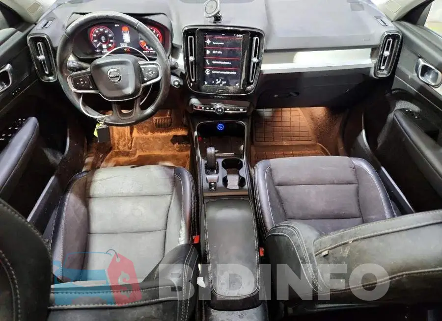 YV4162UK1L2288336 Photo# 8