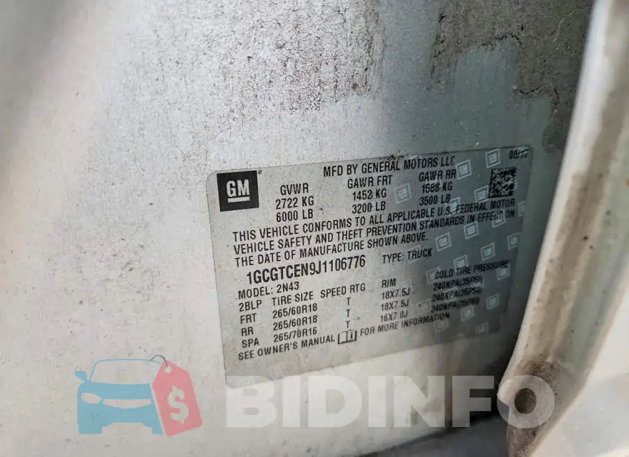 1GCGTCEN9J1106776 Photo# 12