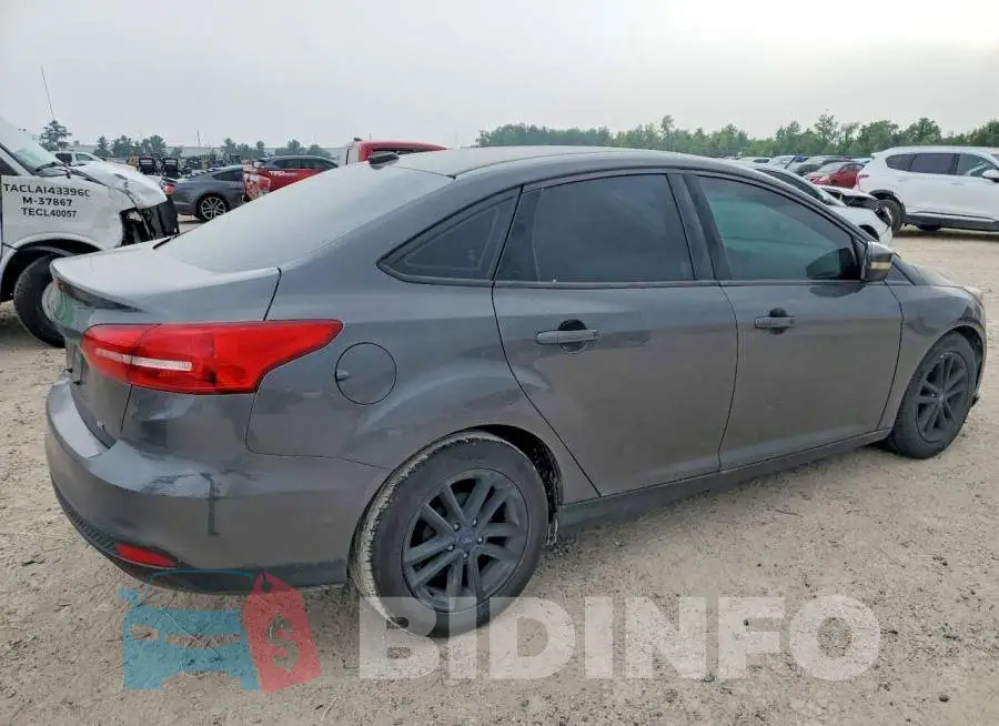 1FADP3F28HL297414 Photo# 3