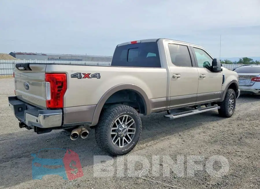 1FT7W2BT8JEB47185 Photo# 3