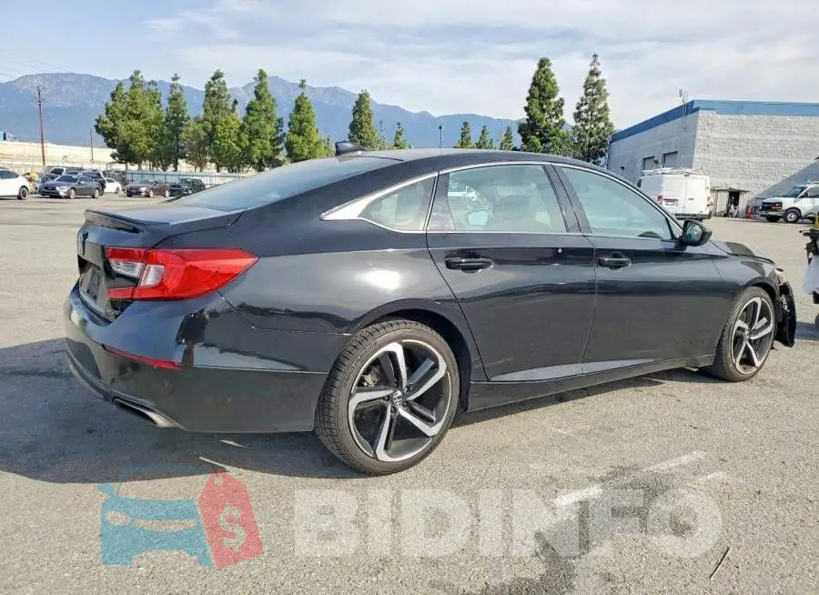 1HGCV1F38KA136848 Photo# 3