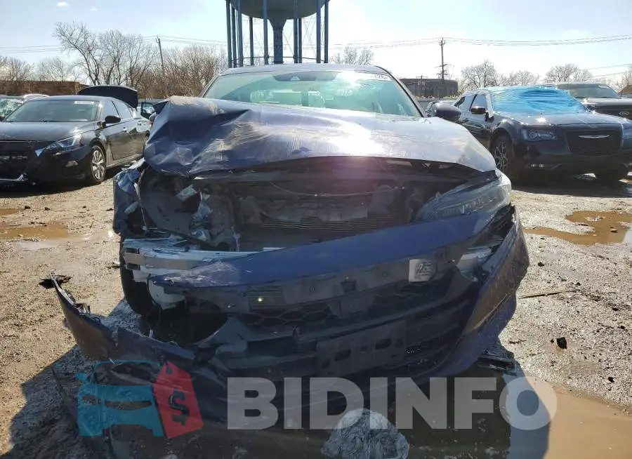 1HGCV2F54KA010977 Photo# 5